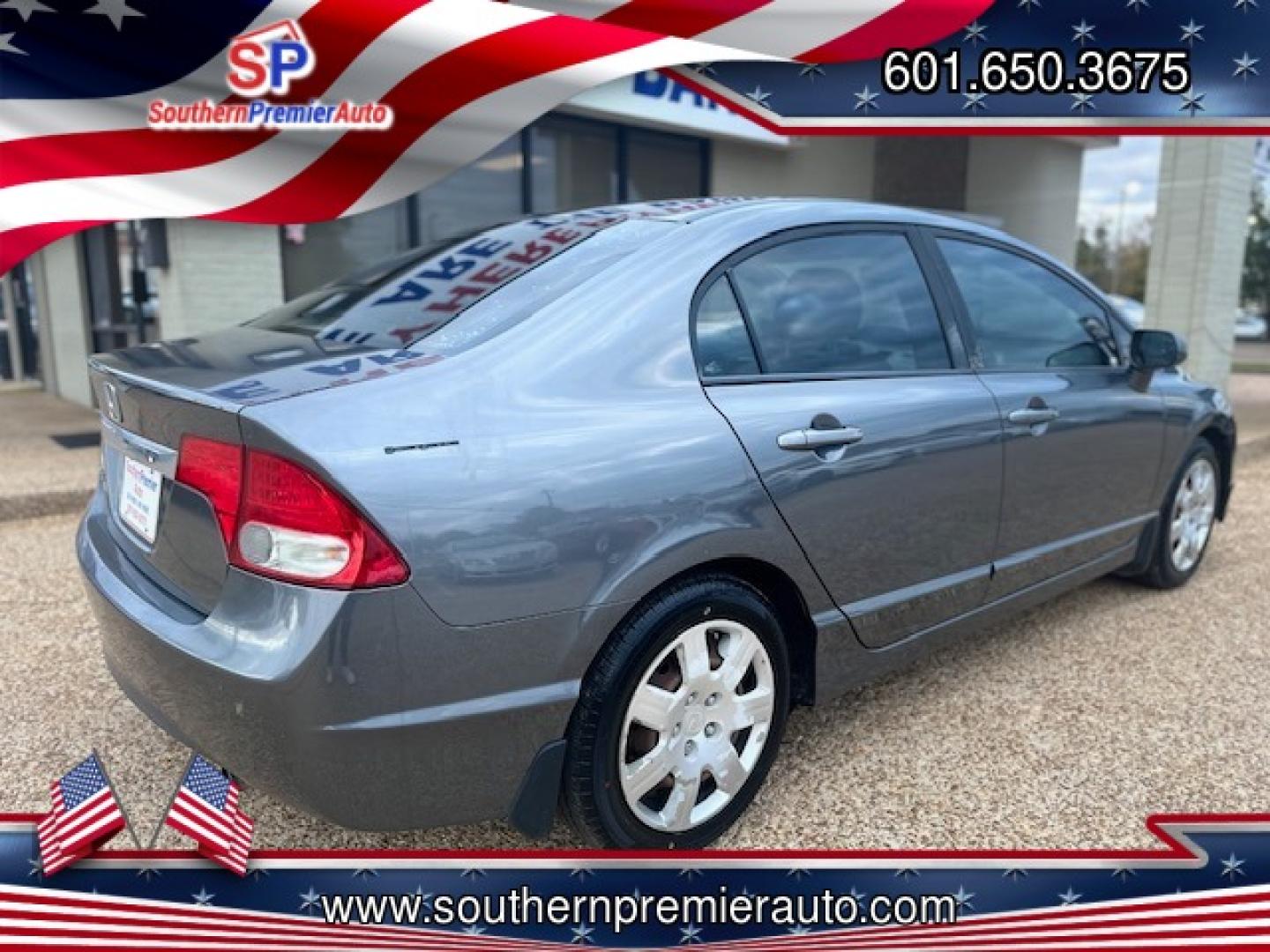 2010 GRAY HONDA CIVIC LX (2HGFA1F53AH) , located at 922 W. Beacon St., Philadelphia, MS, 39350, (601) 650-3675, 32.770447, -89.127151 - Photo#5